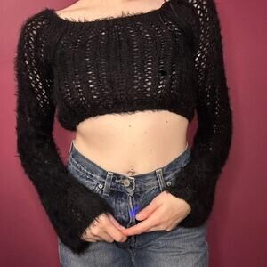 Kimchi Blue Fluffy Black Cropped Sweater